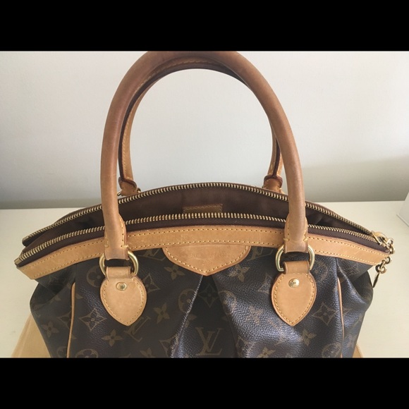 👜 💯Authentic Louis Vuitton Tivoli Monogram Purse - Picture 3 of 8